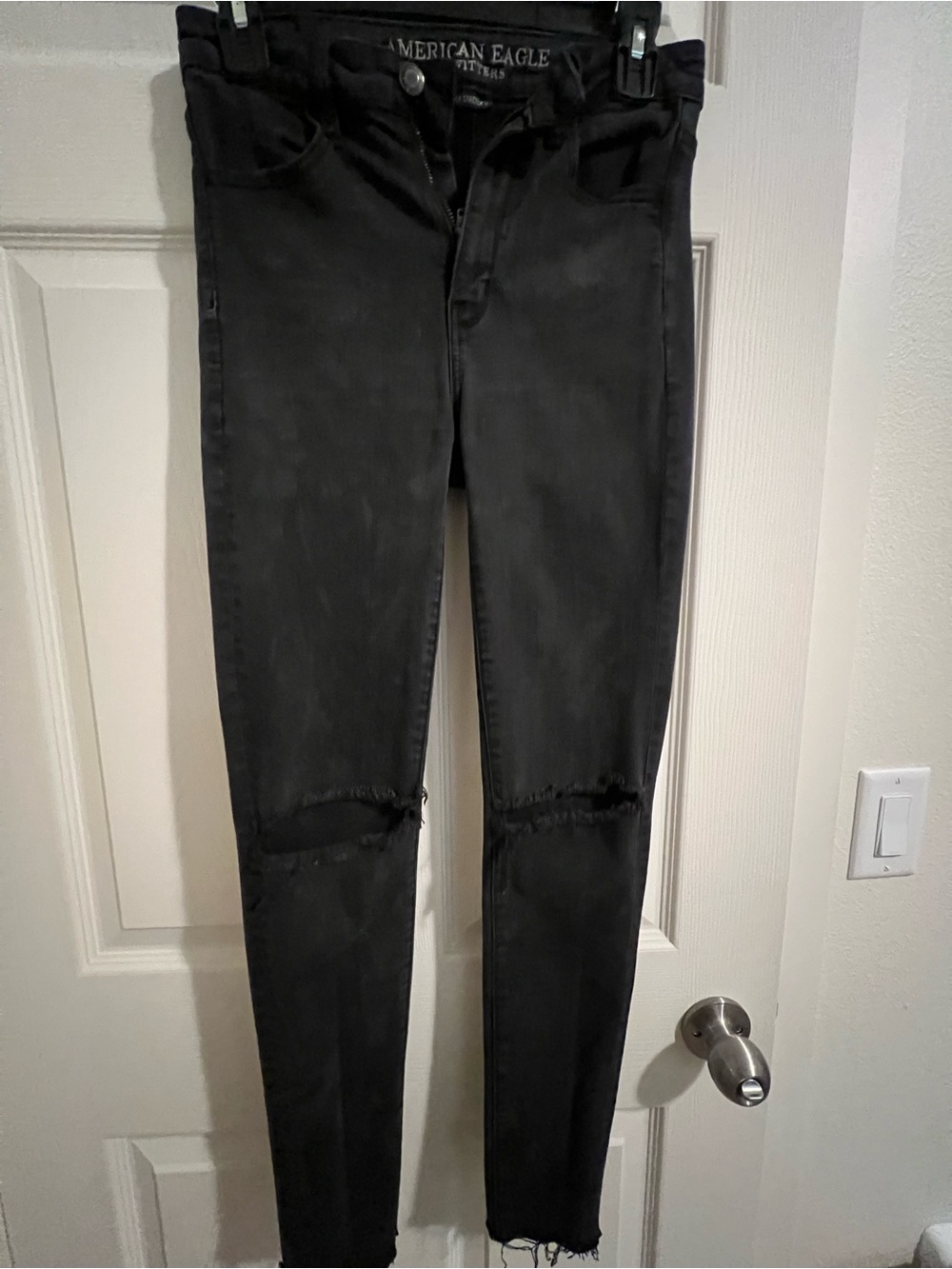 American Eagle Outfitters Black Skinny Jeans with Knee Rips
